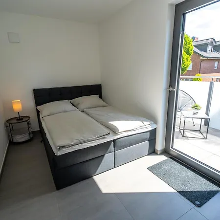 Air Bumble Bee 아파트 *