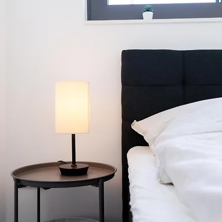 아파트 Air Bumble Bee 브레덴