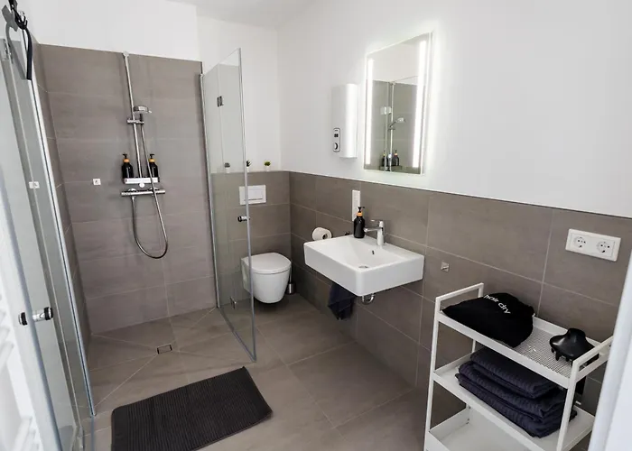 Apartment Air Bumble Bee Vreden