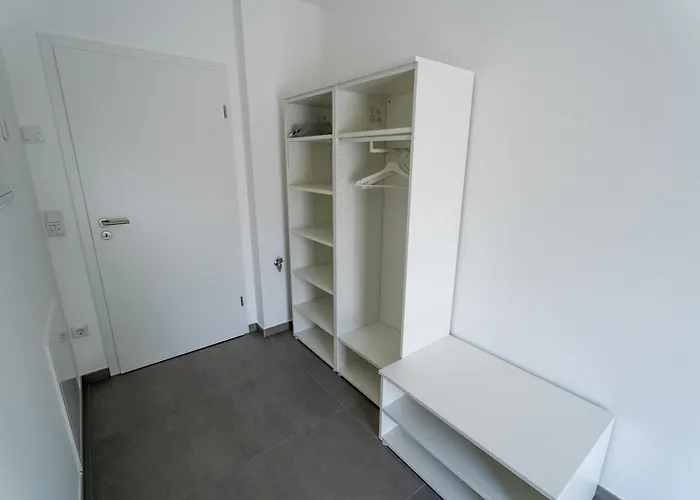 Air Bumble Bee Apartment *